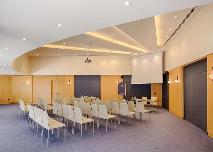 Hotel Nh Pontevecchio 4*