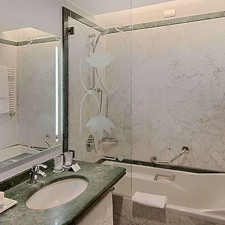 Nh Pontevecchio Hotel 4*
