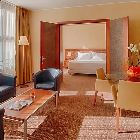 Nh Pontevecchio Otel