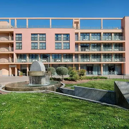 Nh Pontevecchio 4* לקו